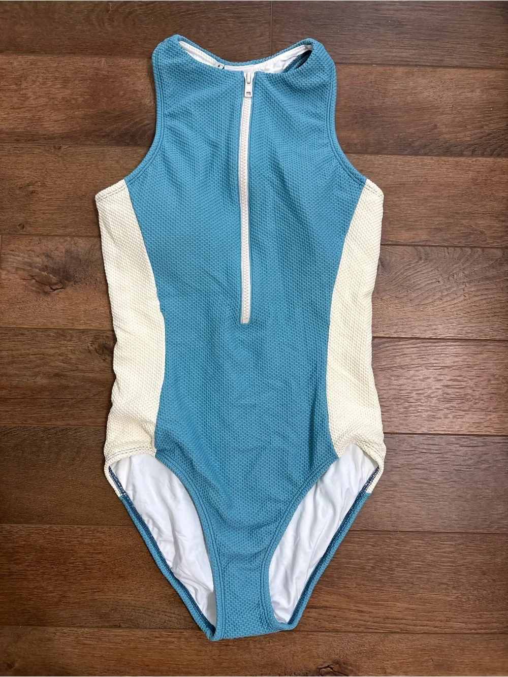 Hermoza Margaret One Piece Swimsuit Freshwater Size 6 NWT